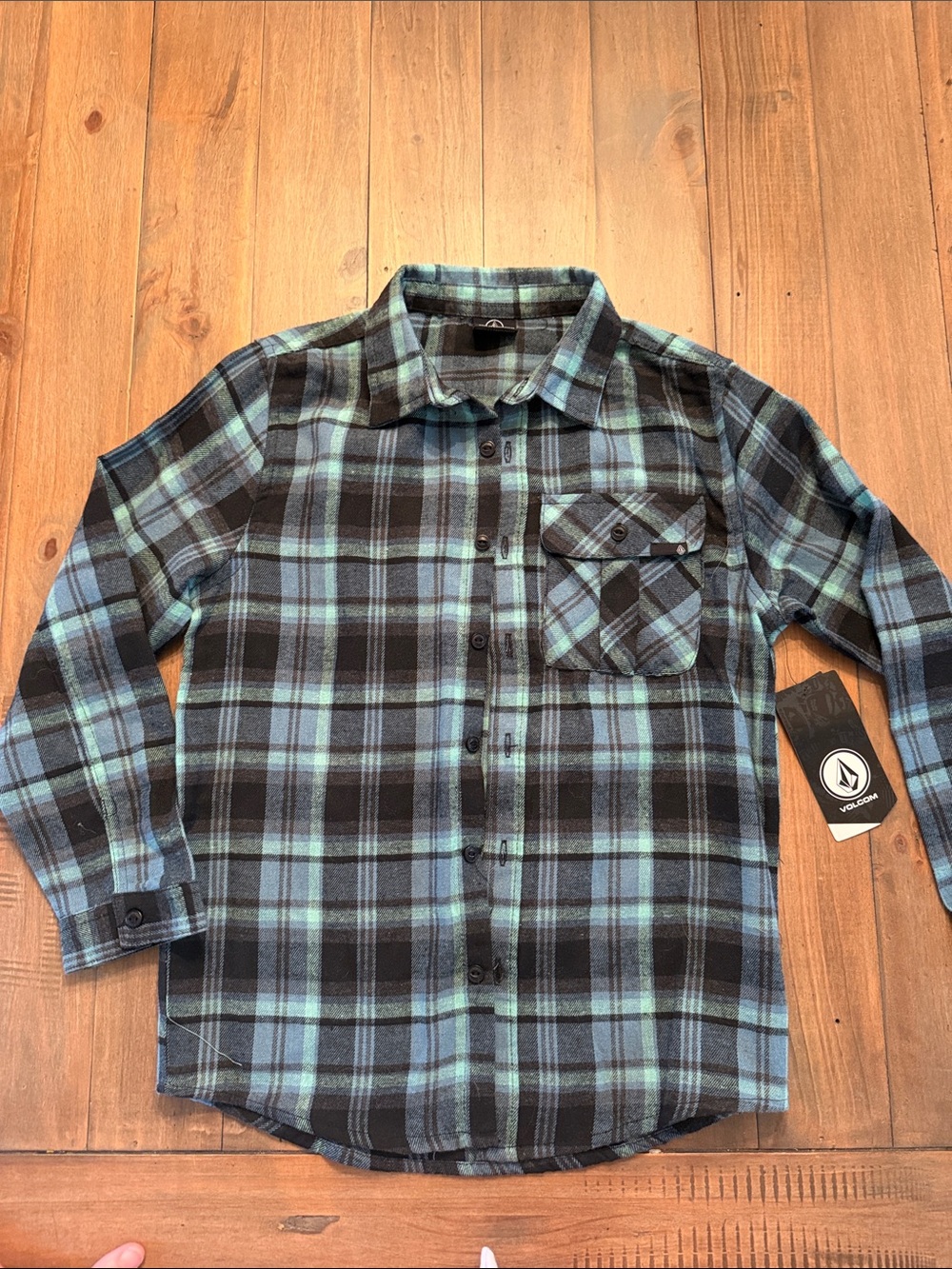 Volcom Men's Black and Teal Plaid Button-Down Shirt